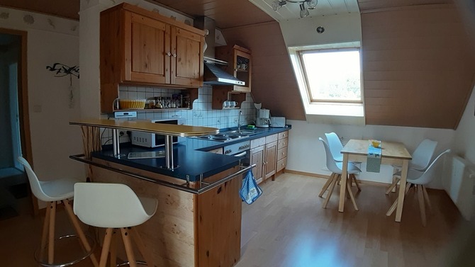 Ferienwohnung in Lütjenbrode - Residence Strandläufer - Die Wohnküche mit Bar und Tresen