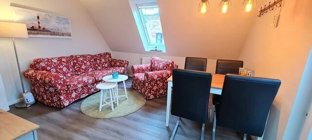 Ferienwohnung in Grömitz - Urlaub im Ostseebad Grömitz - ***Haus Neuborn - strandnah und ruhig gelegen (Whg. OG) - Bild 4