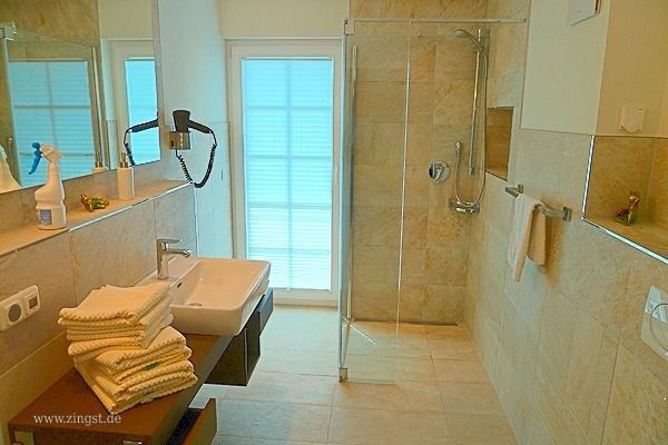 Ferienwohnung in Zingst - Strandresidenz Deichgraf 3 Born - Bild 8