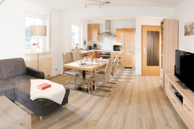 Ferienwohnung in Ostseeheilbad Zingst - Friedenstraße 21 Whg. 4 - Bild 2