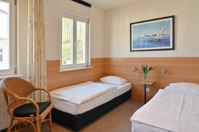 Ferienwohnung in Sellin - Ferienwohnung 13 Villa Celia Sellin strandnah für 6 Personen - Bild 8