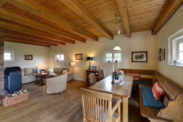 Ferienhaus in Neuenkirchen (R&uuml;gen) - Ferienhaus Remise direkt am Wasser im Gut Grubnow R&uuml;gen - Bild 5